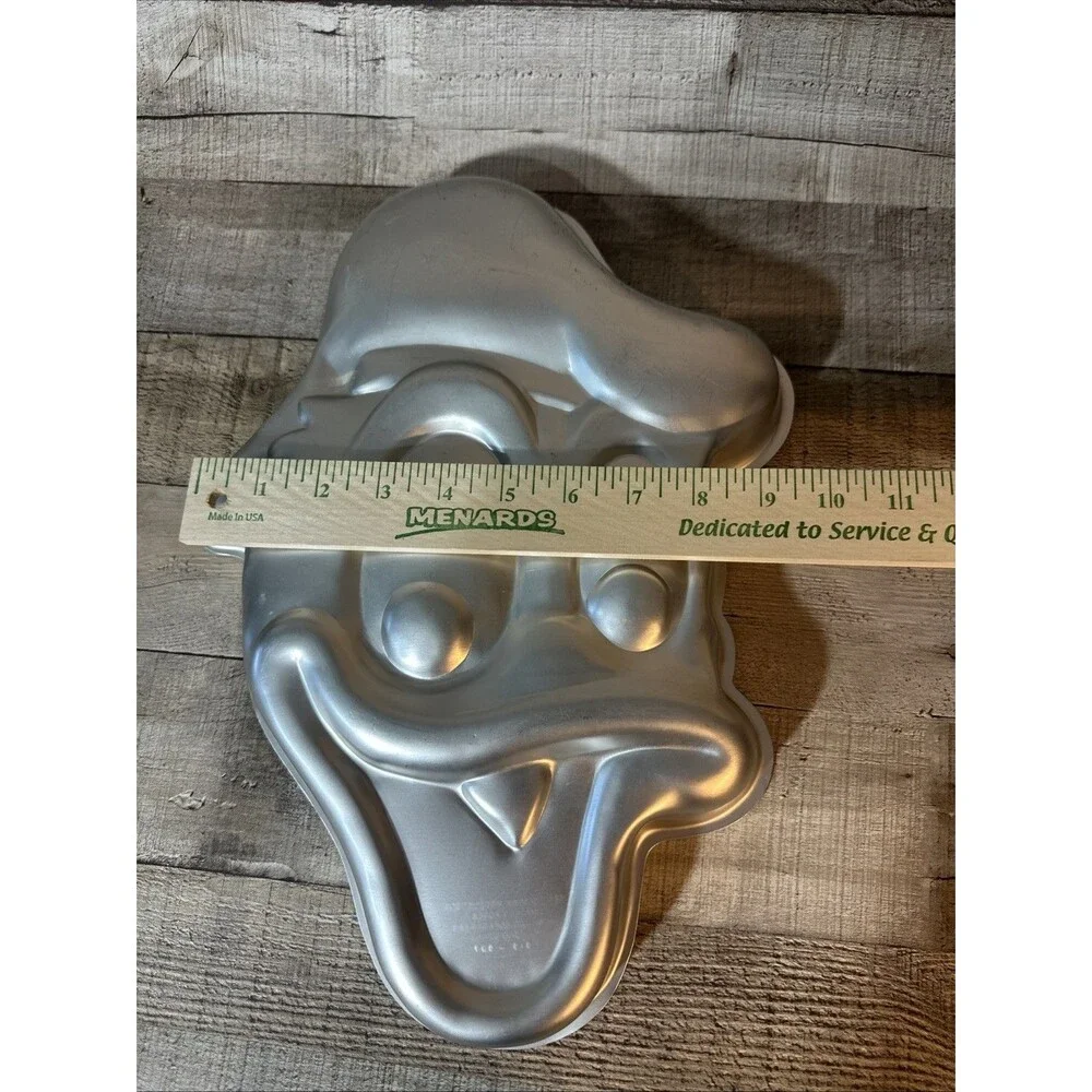 Wilton Disney Donald Duck Cake Pan - 515-507 - Birthday Party